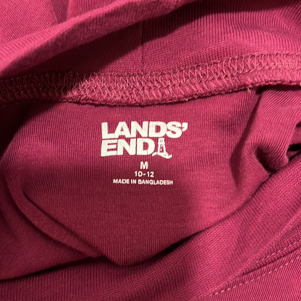 Lands’ End Top - Picture 4 of 9